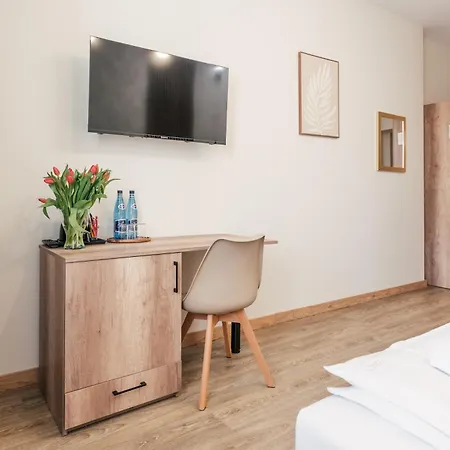 Aparts & Garbarska 3*