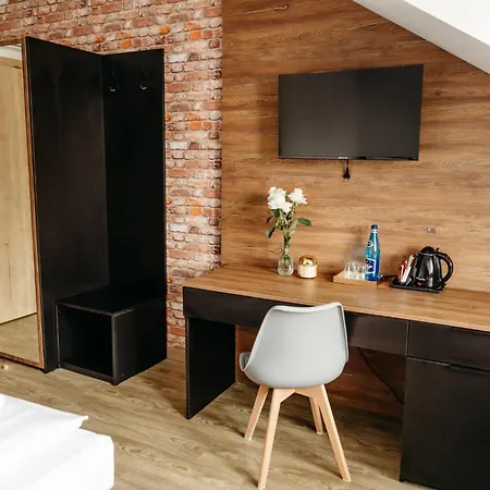 Aparts & Garbarska Apartmanhotel