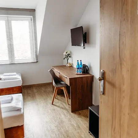 Aparts & Garbarska Apartmanhotel 3*