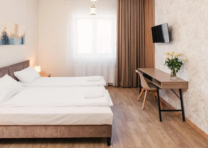 Aparts & Garbarska Aparthotel 3*